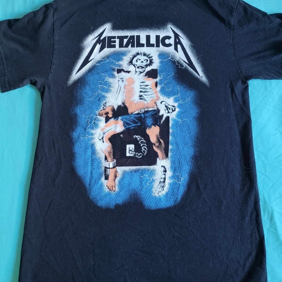 3/$50 Unisex band t Metallica size small. Short sleeve. - Picture 1 of 1
